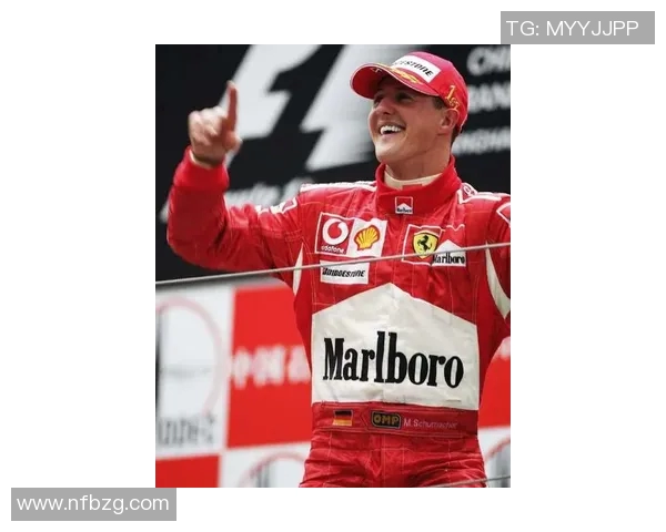 汉密尔顿重返领奖台彰显实力 F1赛季精彩纷呈见证赛车传奇 汉密尔顿重返领奖台彰显实力 F1赛季精彩纷呈见证赛车传奇